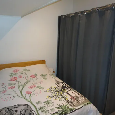 Joli Dans Village Calme En Provence Apartment
