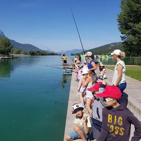 Joli Dans Village Calme En Provence Apartment