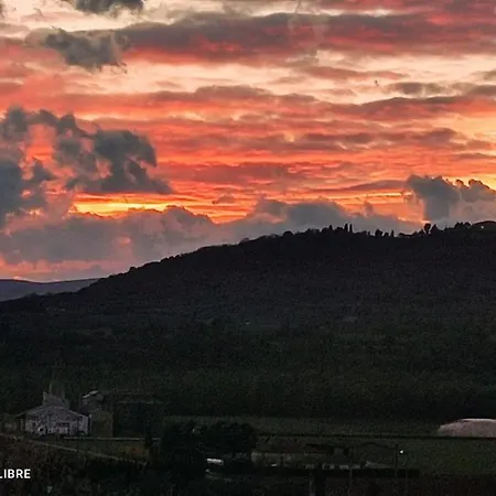 Joli Dans Village Calme En Provence