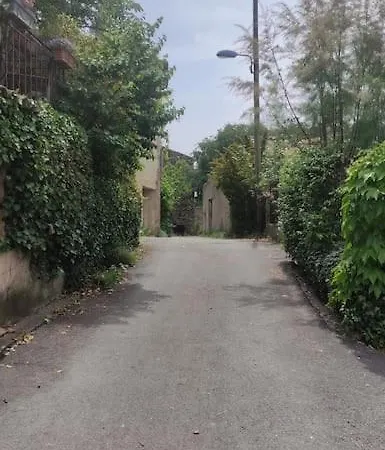 Joli Dans Village Calme En Provence Lejlighed *