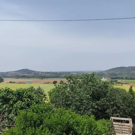 Joli Dans Village Calme En Provence * Les Mées