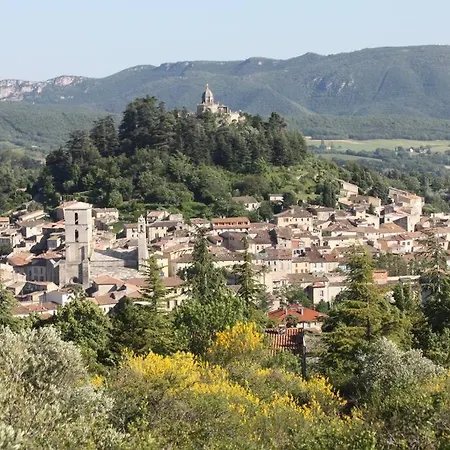 Apartment Joli Dans Village Calme En Provence